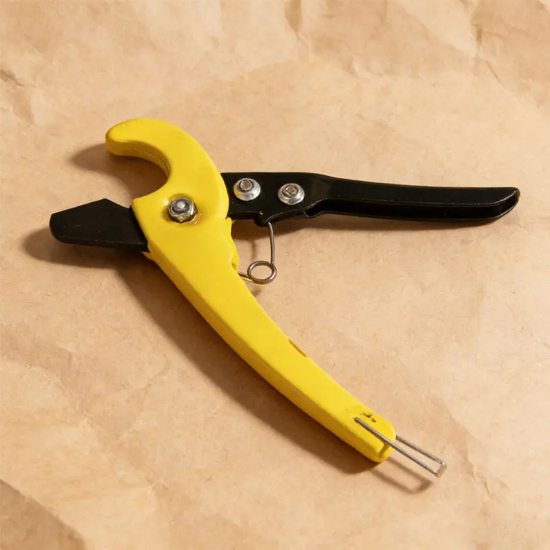 Coupe-tuyaux à cliquet pour tu - Pipe Cutter Ratchet avis et prix